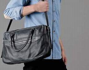 choisir-sac-a-main-homme